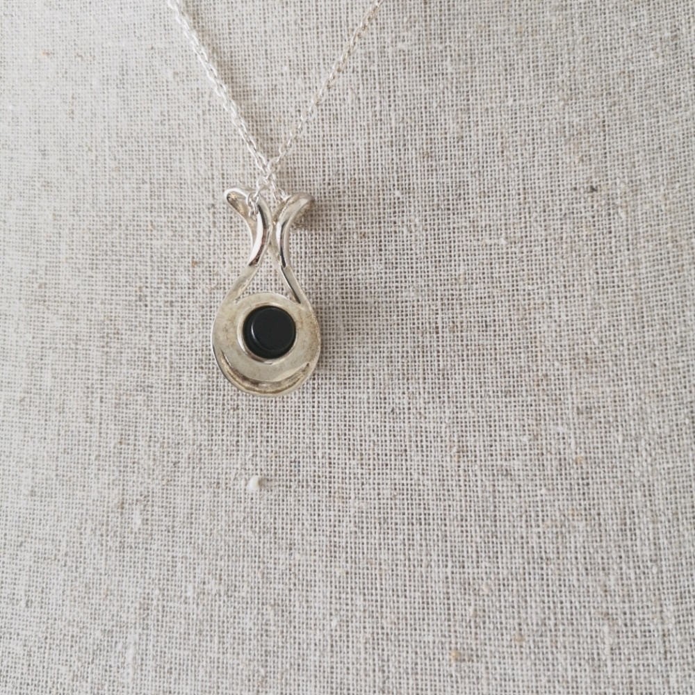 Necklace - Picture 2 of 5